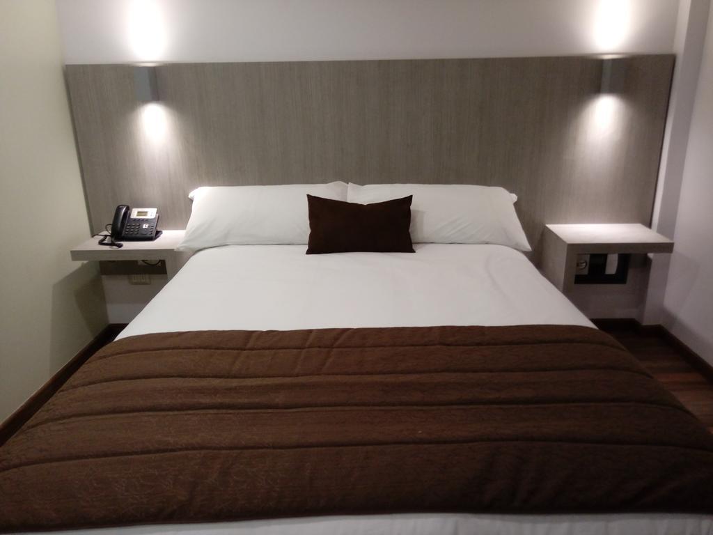 Hotel Elisa Cole Santiago Buitenkant foto