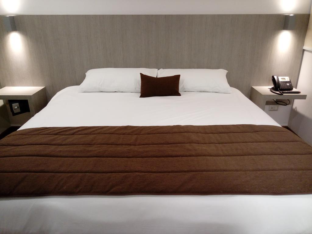 Hotel Elisa Cole Santiago Buitenkant foto