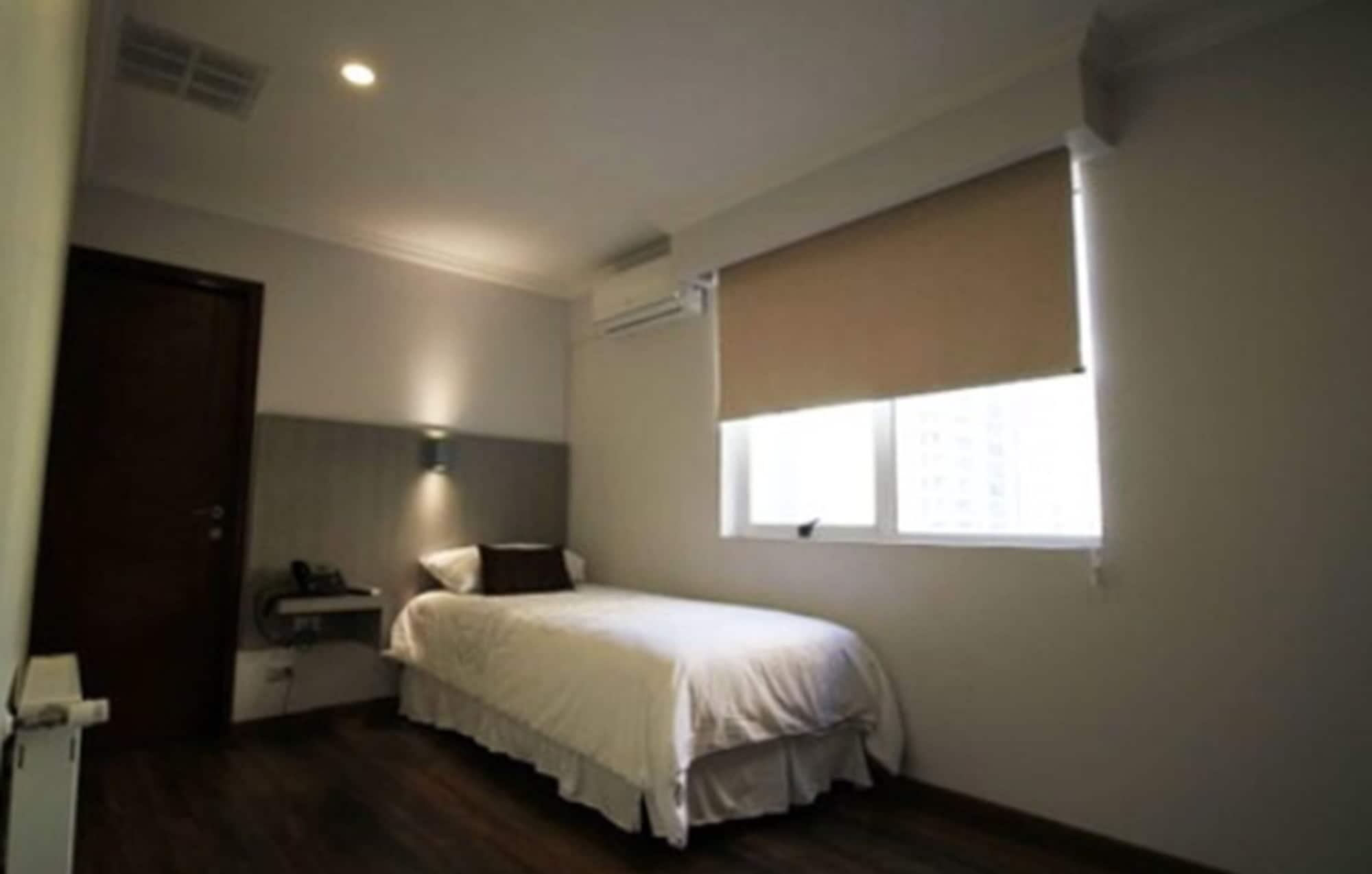 Hotel Elisa Cole Santiago Buitenkant foto