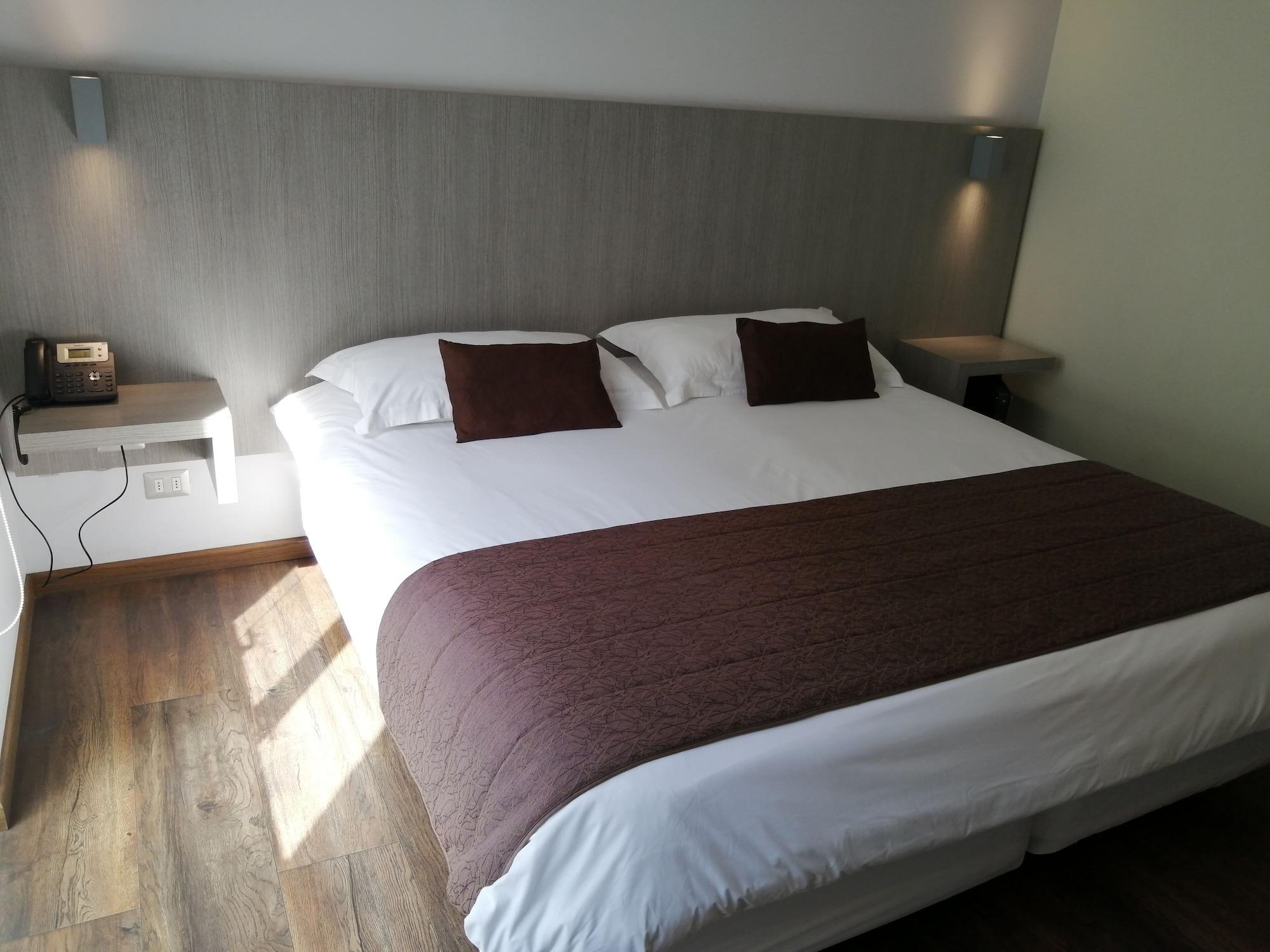 Hotel Elisa Cole Santiago Buitenkant foto